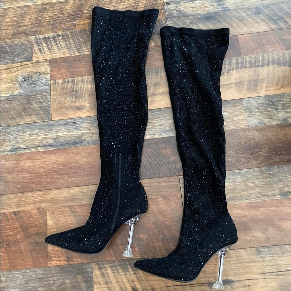 Elegant Black Over-the-Knee Boots
